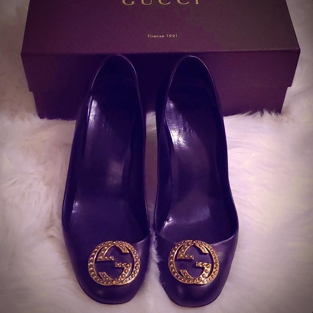 Gucci Charlotte Leather Pumps